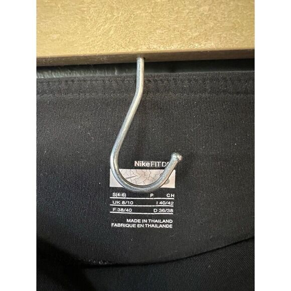 Nike Womens Black athletic Leggings Straight Leg Size Small - Picture 3 of 3
